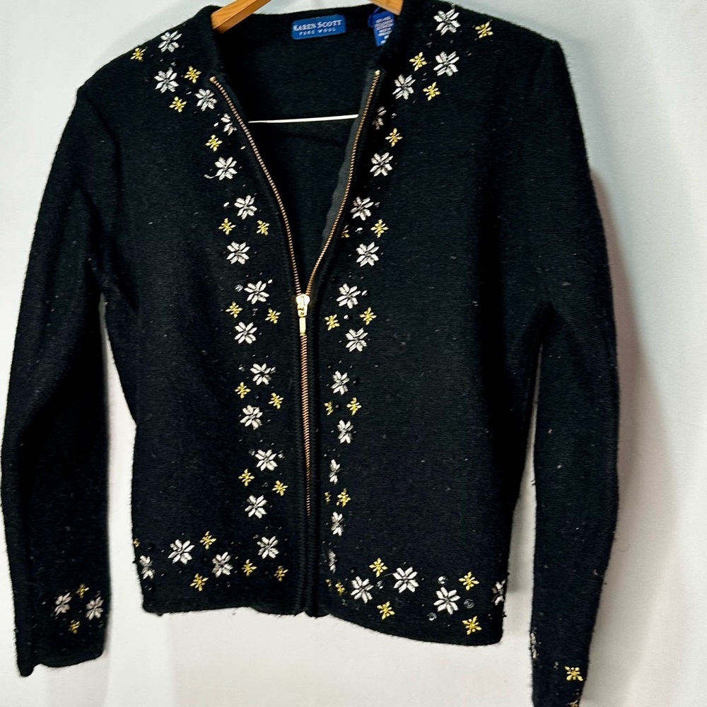 Karen Scott Black Sweater with White and Gold Floral Design